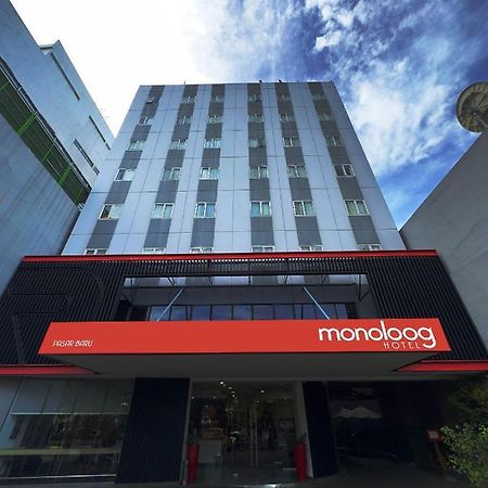 Monoloog Hotel Pekanbaru Kültér fotó